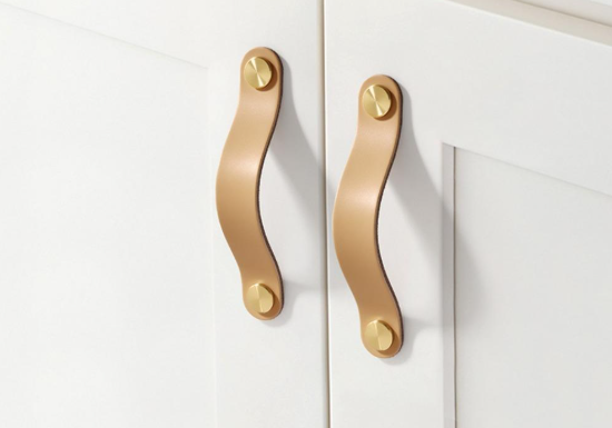 Cabinet Handle Styles: Coastal Luxe vs. Industrial Chic