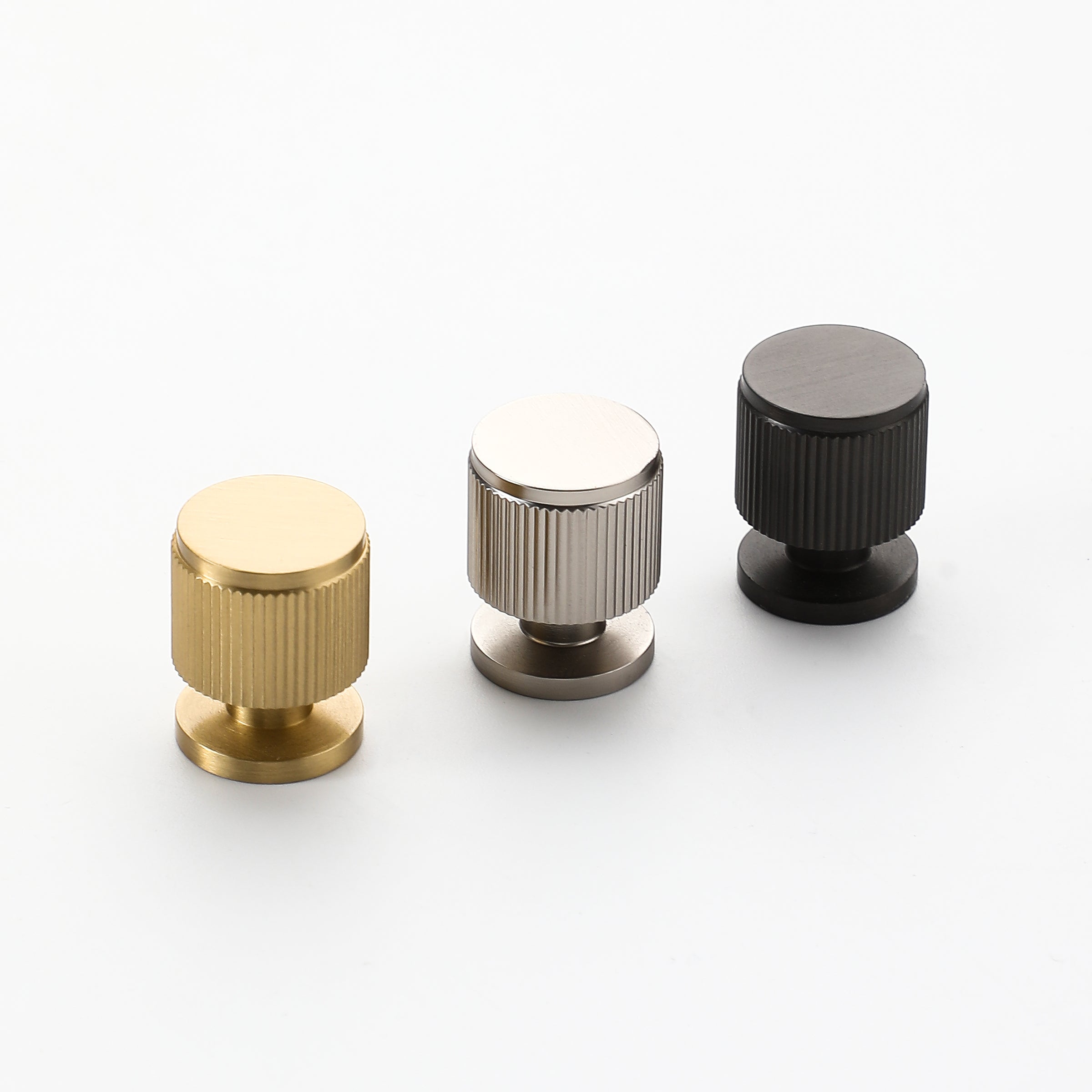 Stria Brass Knob