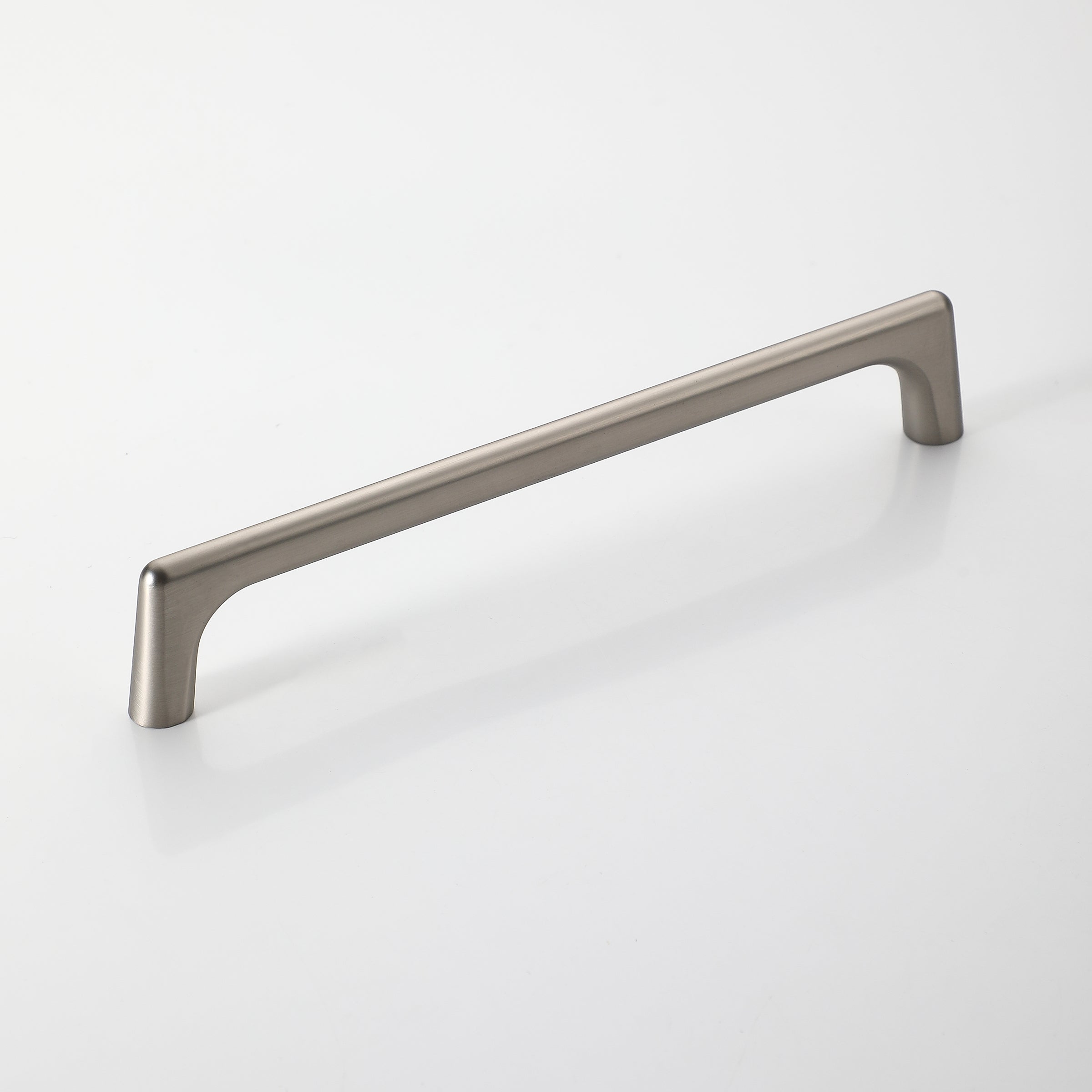 D-shape kitchen cabinet handles
