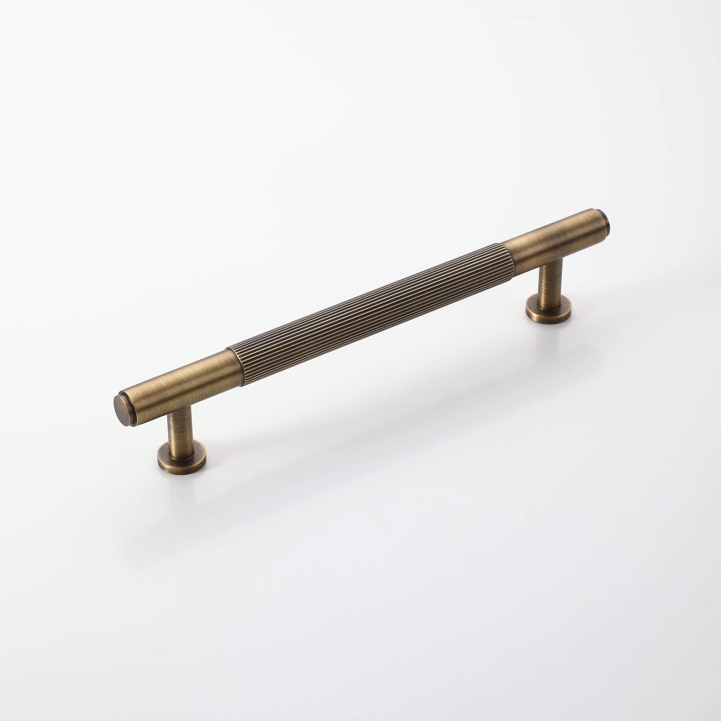 Stria Brass Handle-Antique Brass-132 mm