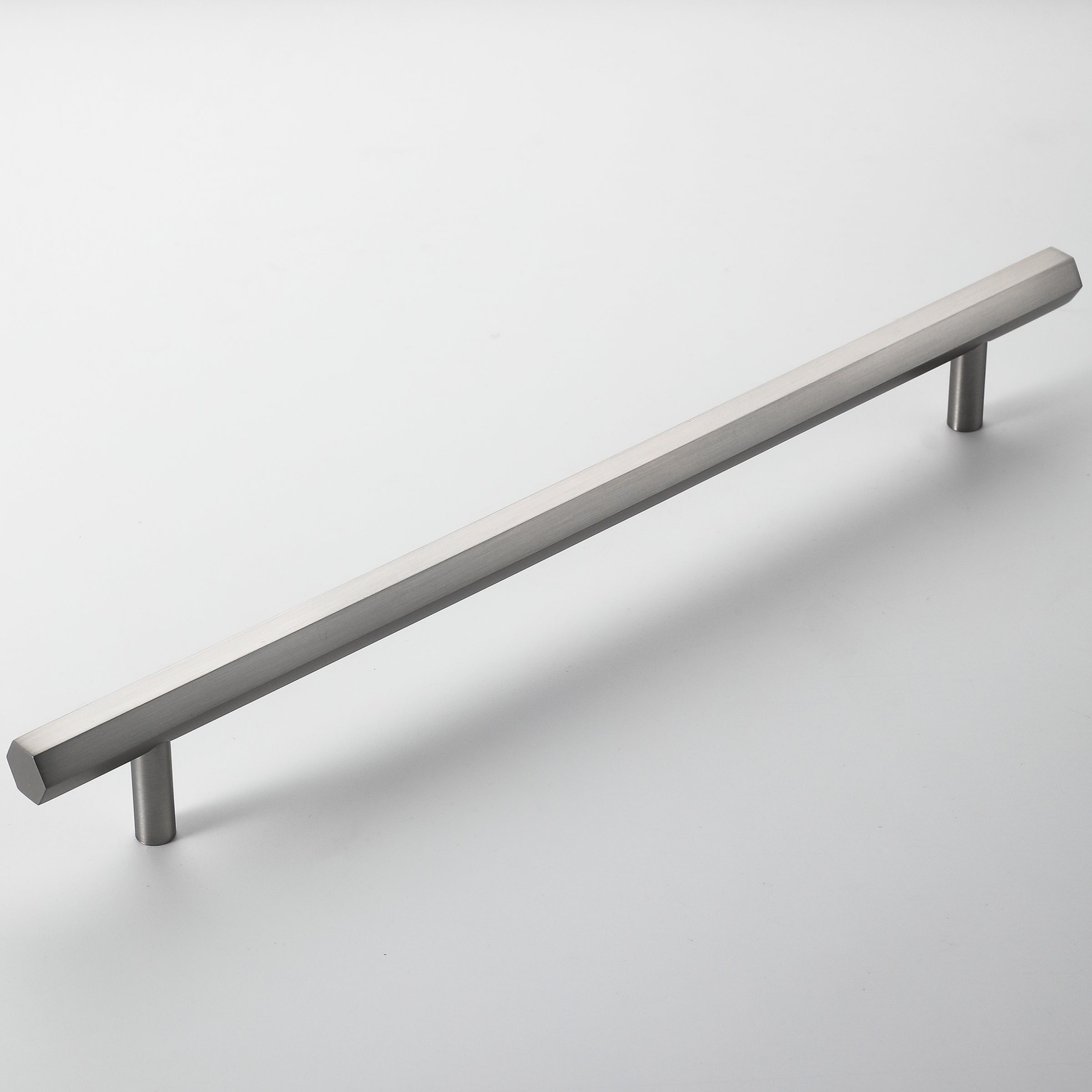 Geo Brass Handle