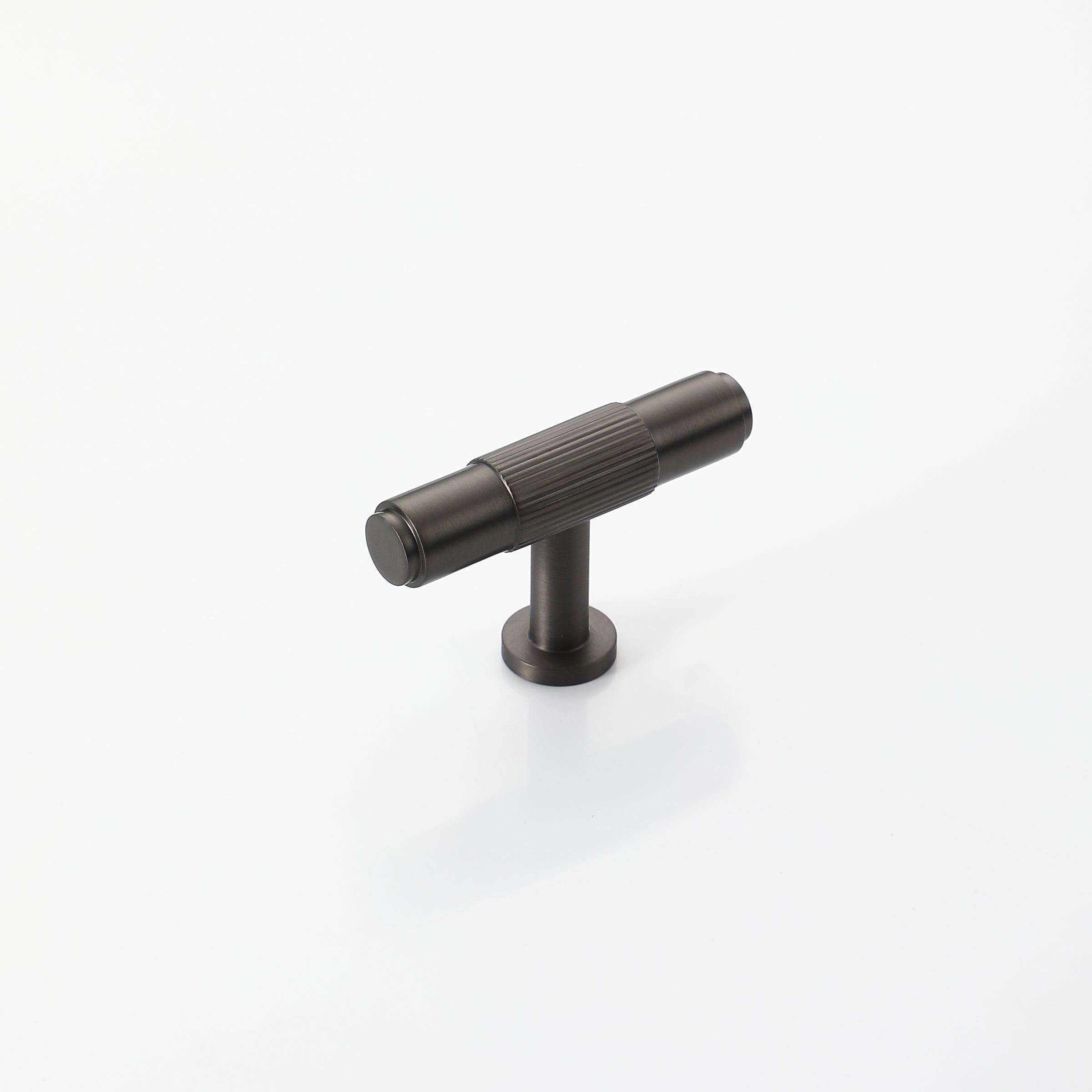 Stria Brass Handle