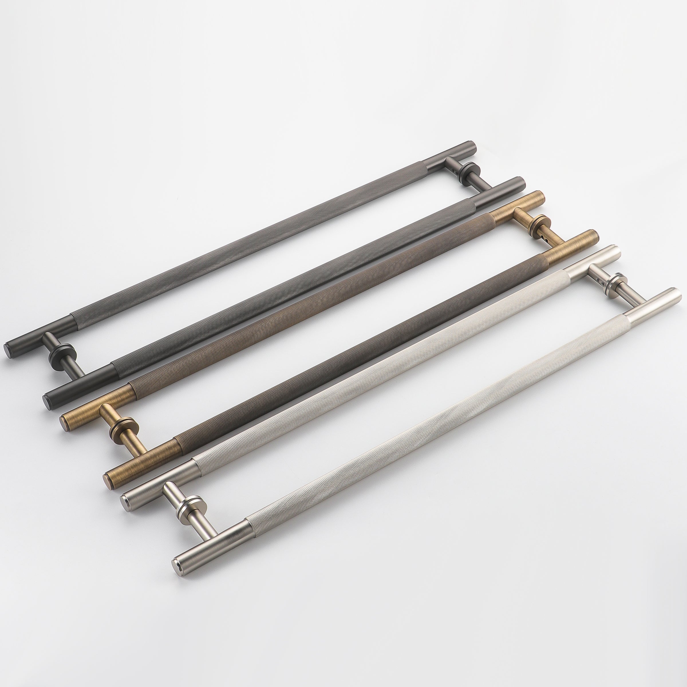 Knurled solid brass entrance pull handle 600mm