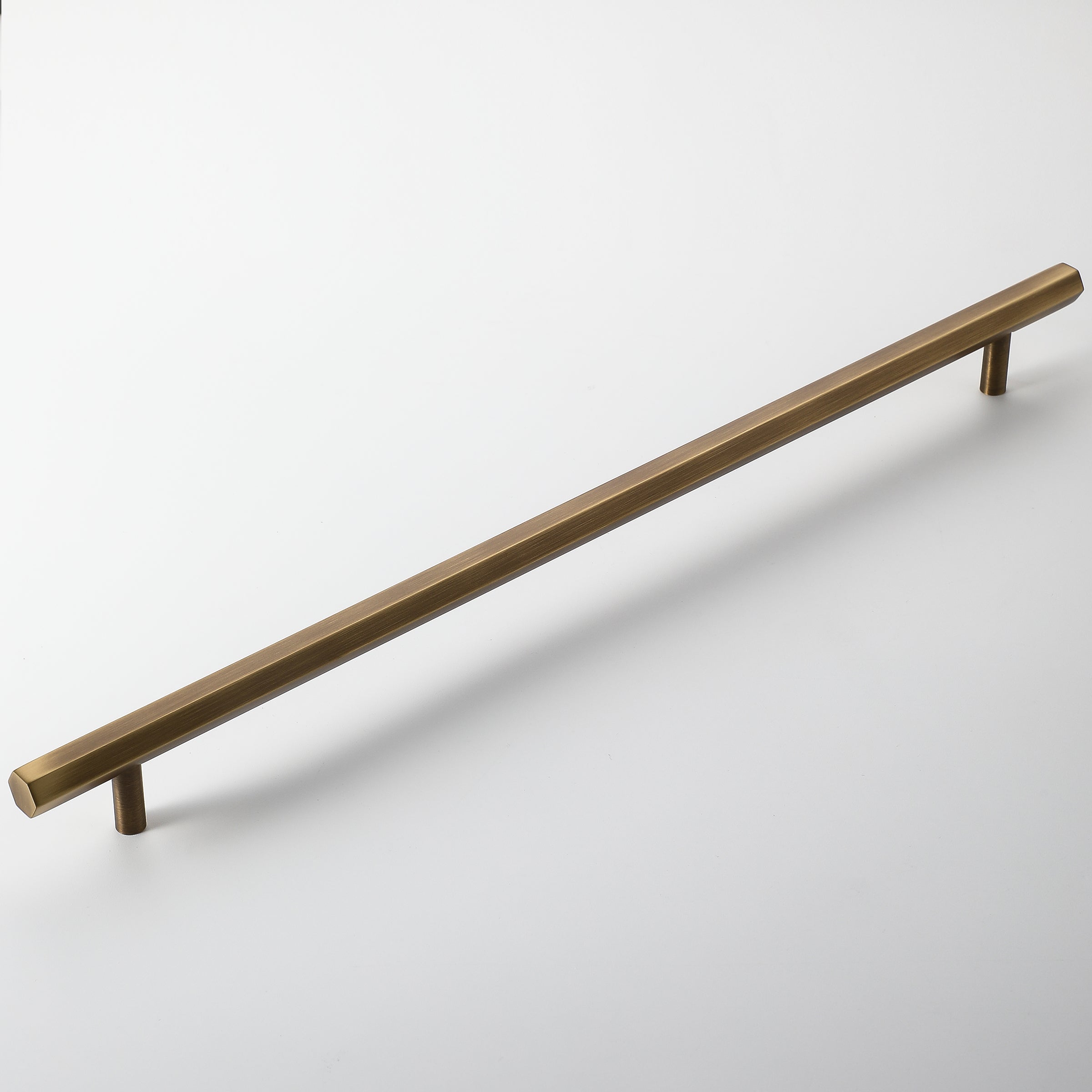 Geo Brass Handle