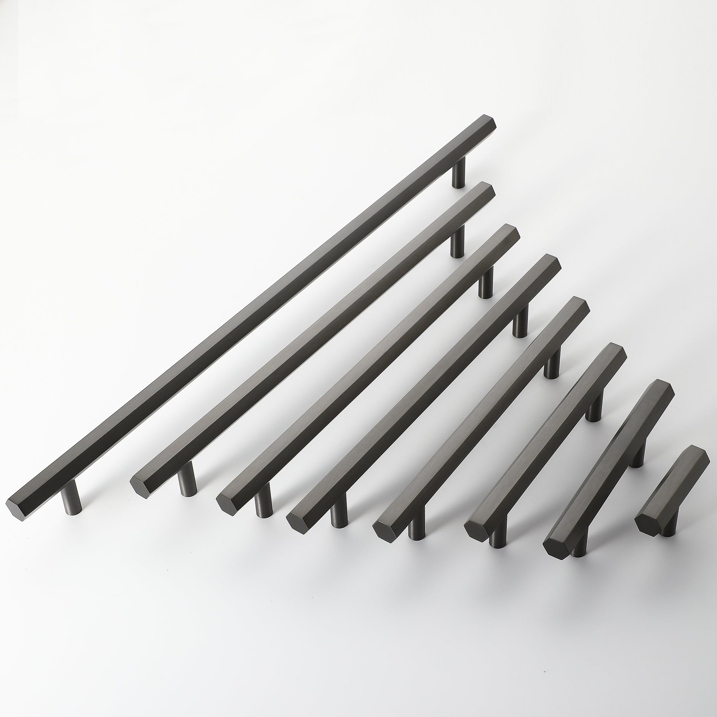 Geo Brass Handle