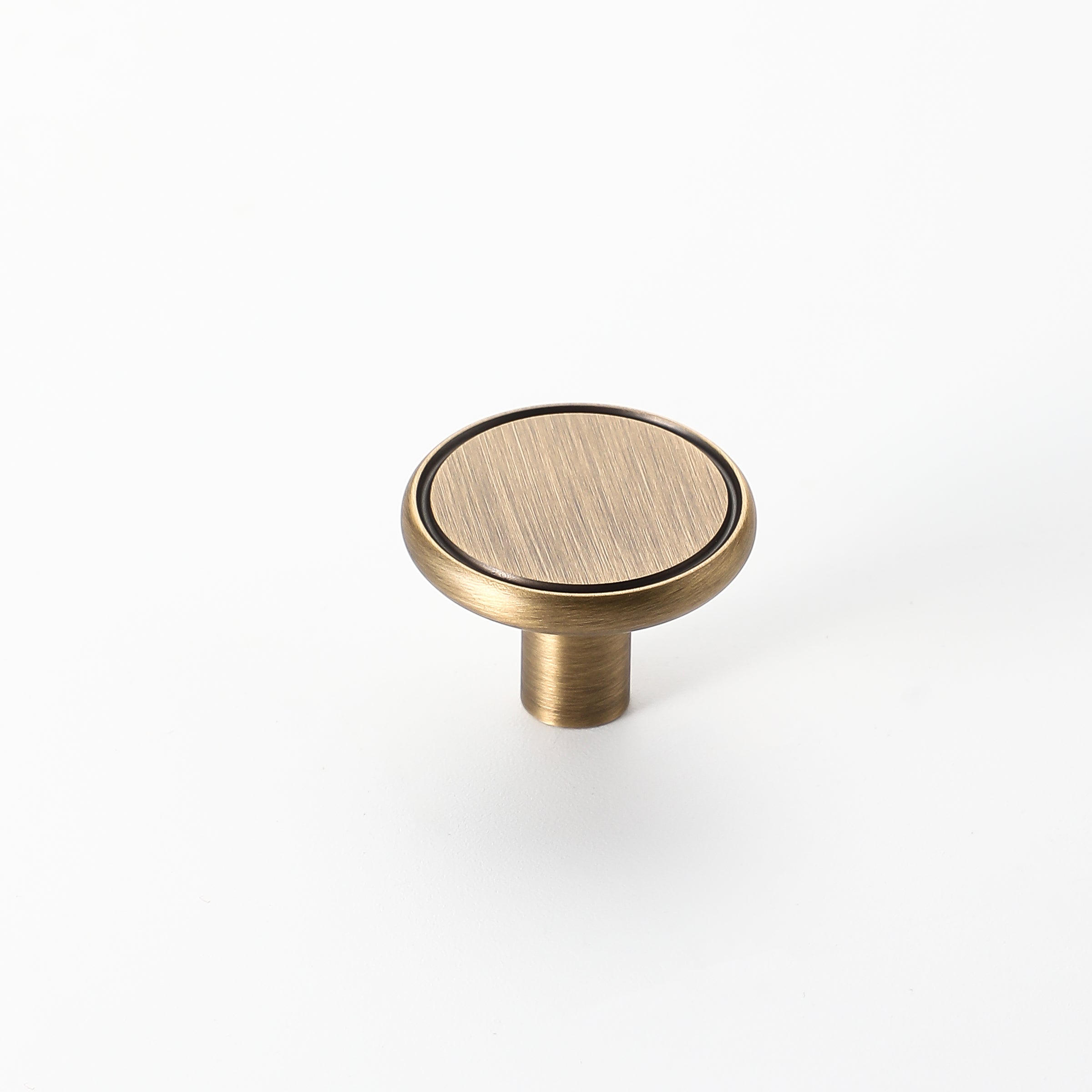 Flat Circle Brass Knob