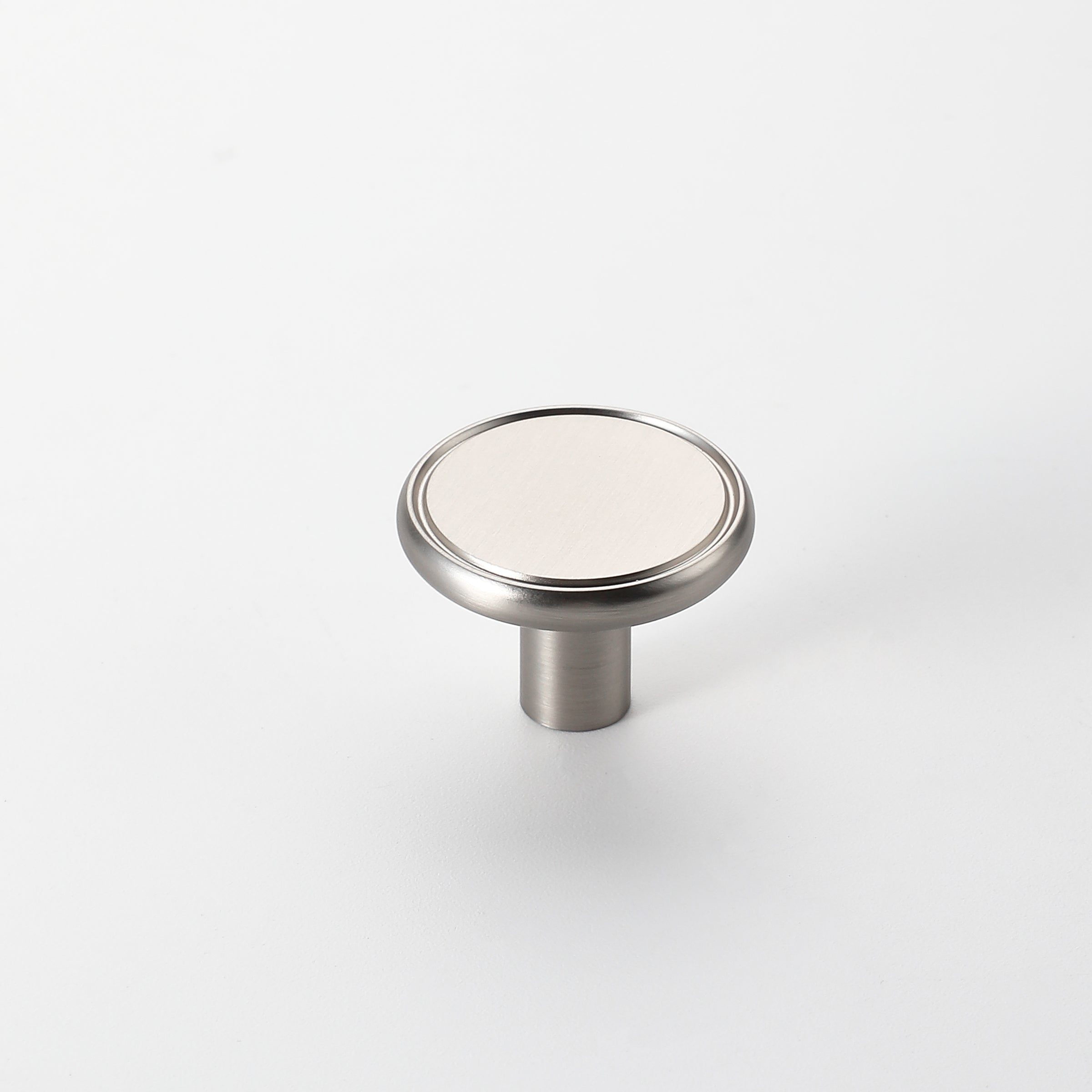 Flat Circle Brass Knob