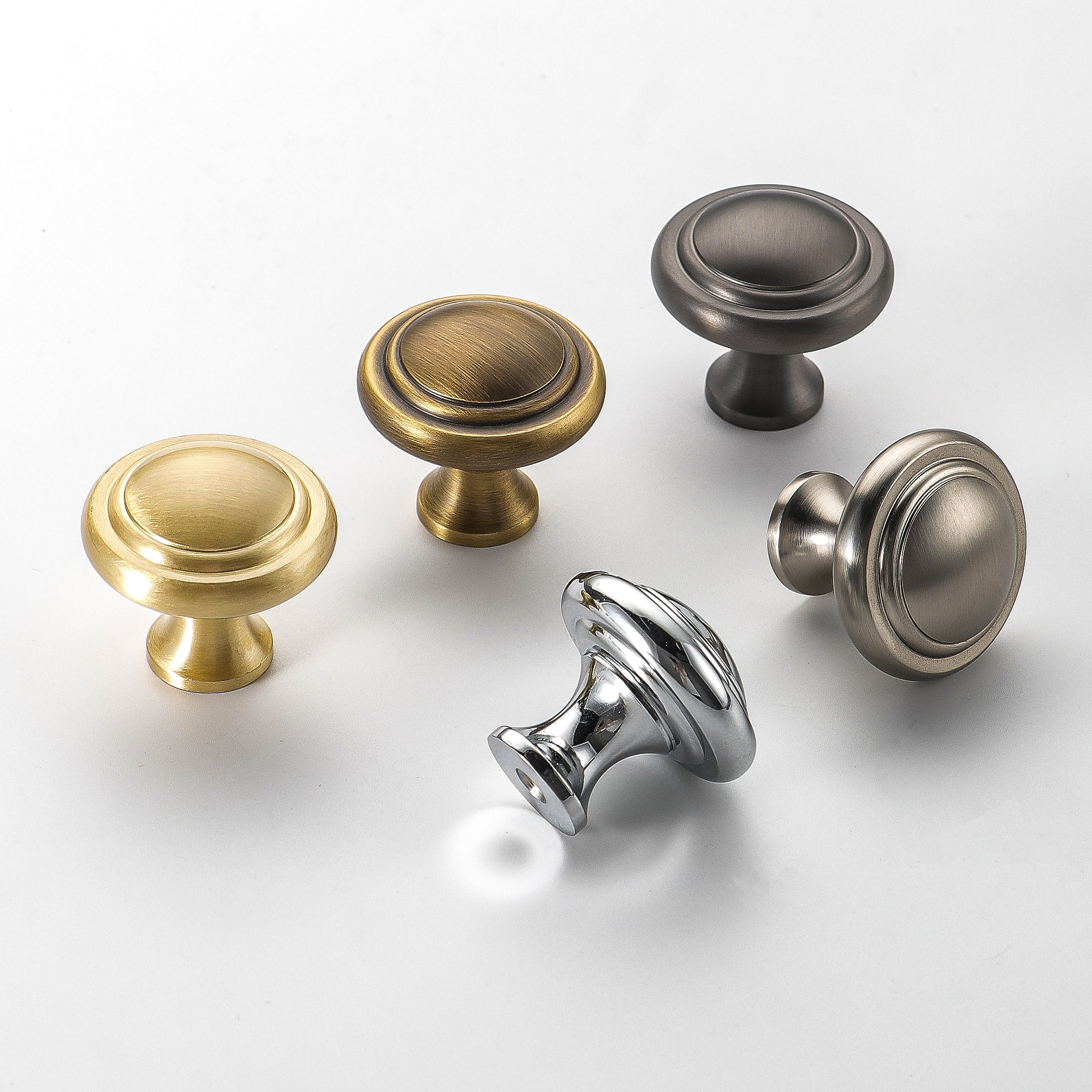 Chateau Brass Knob