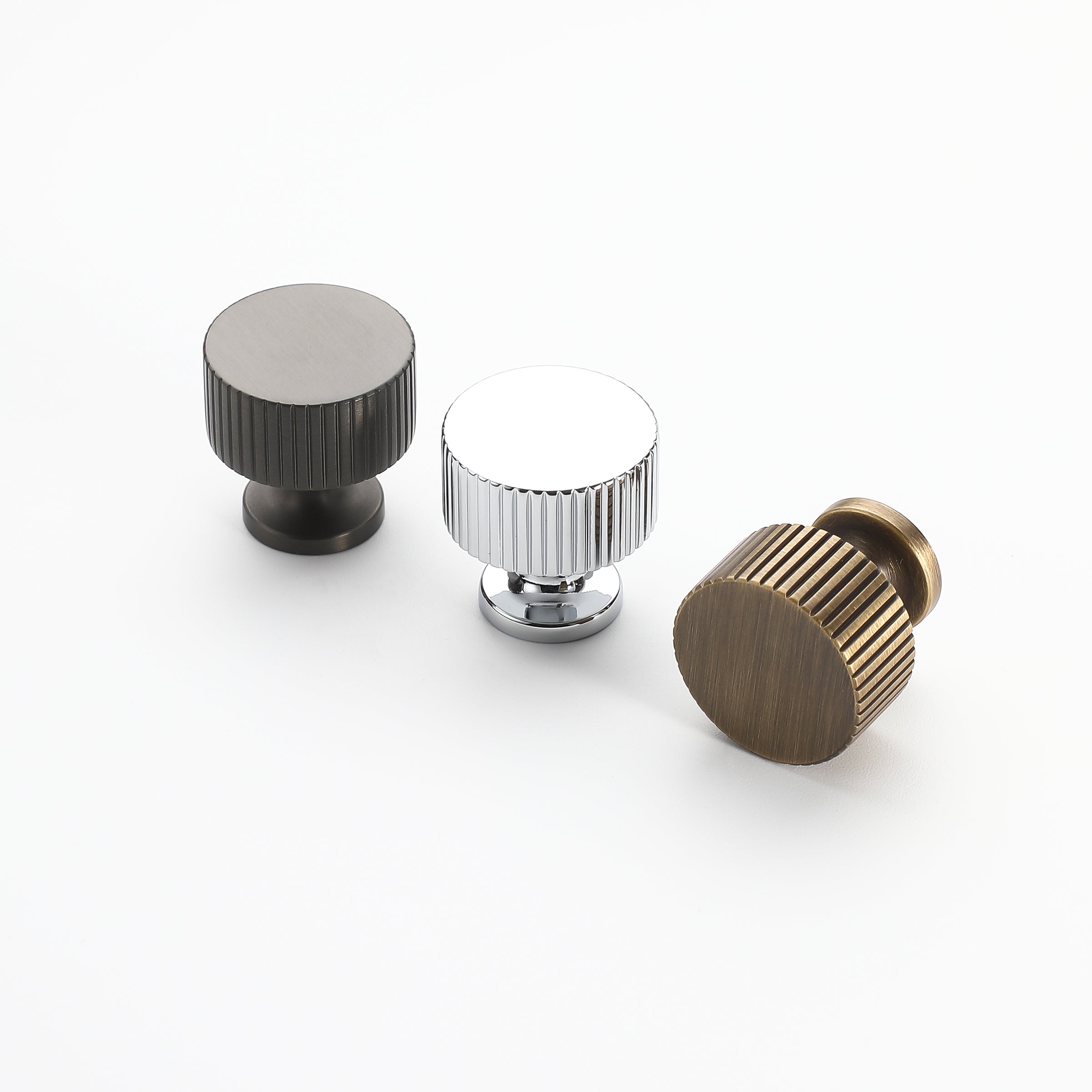 Nordic Brass Knob