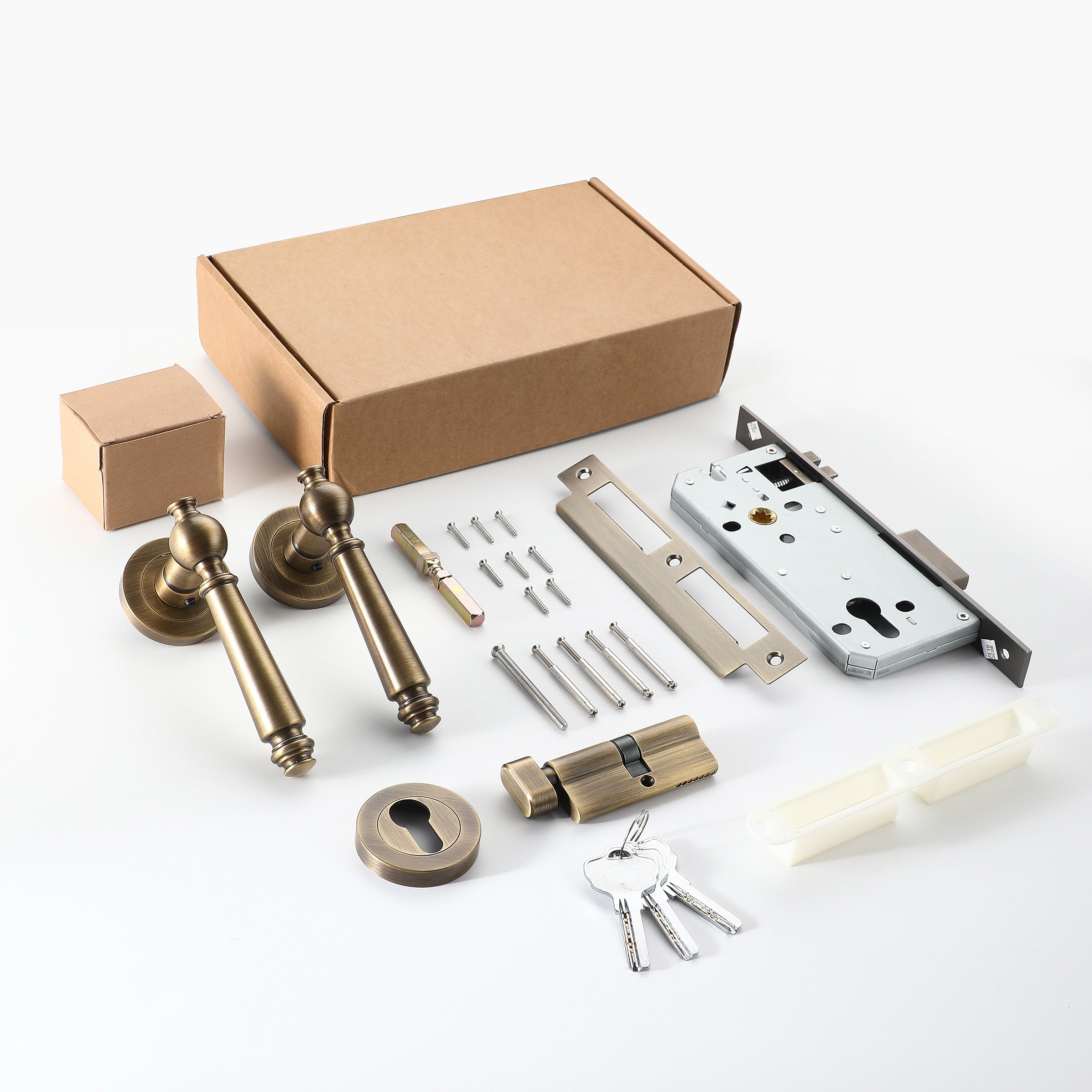 Regal Door Handles Entrance
Brushed Brass Front View