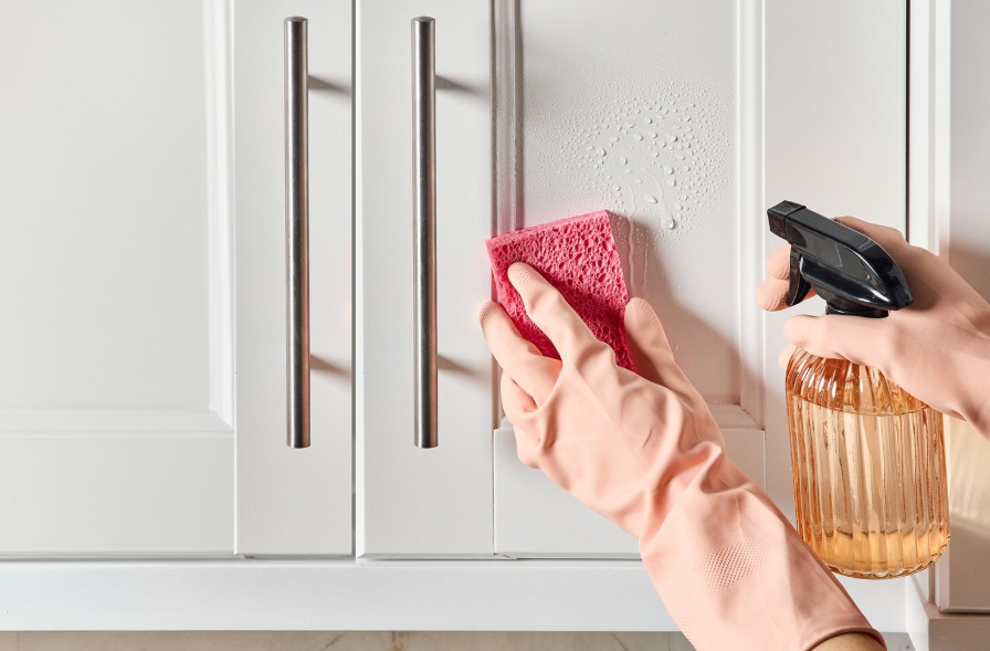 How to Clean Greasy Kitchen Cabinet Handles