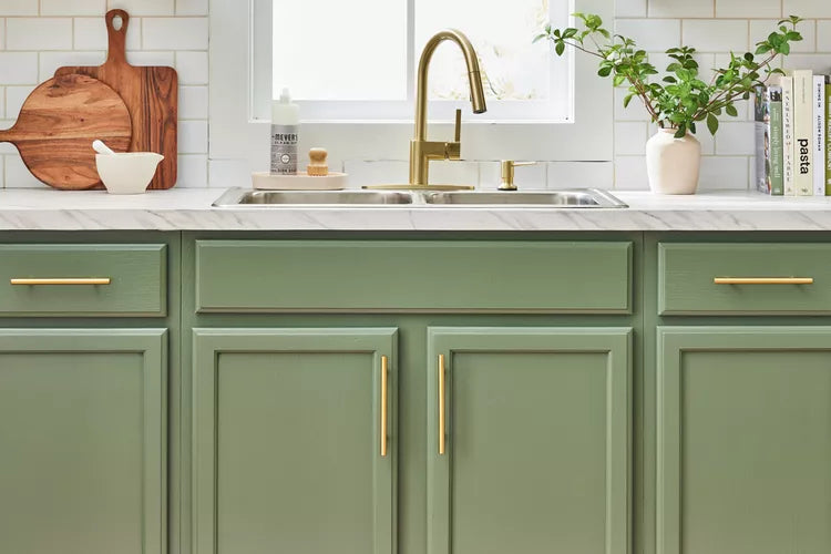 Where to Put Knobs and Handles on Kitchen Cabinets