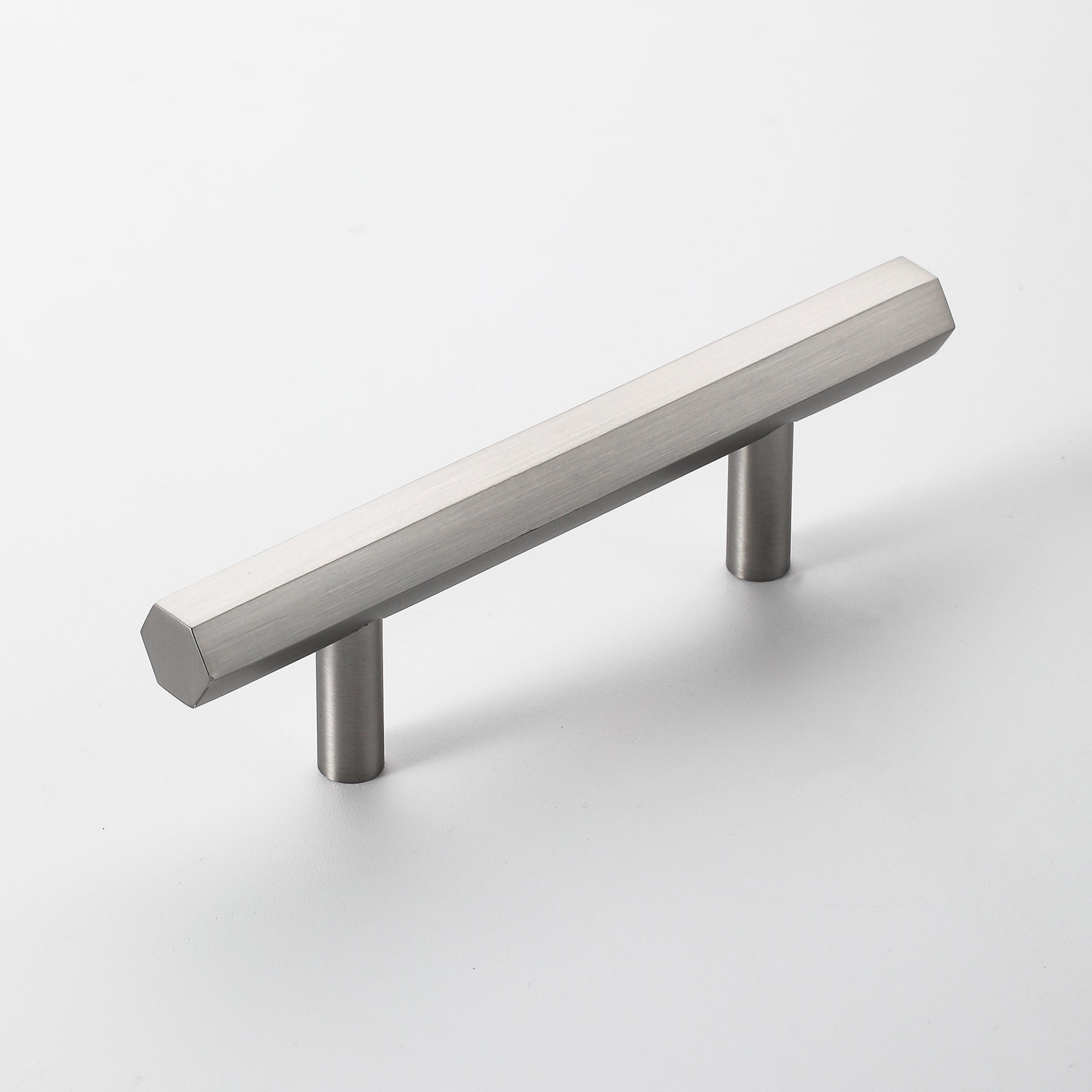 Geo Brass Handle