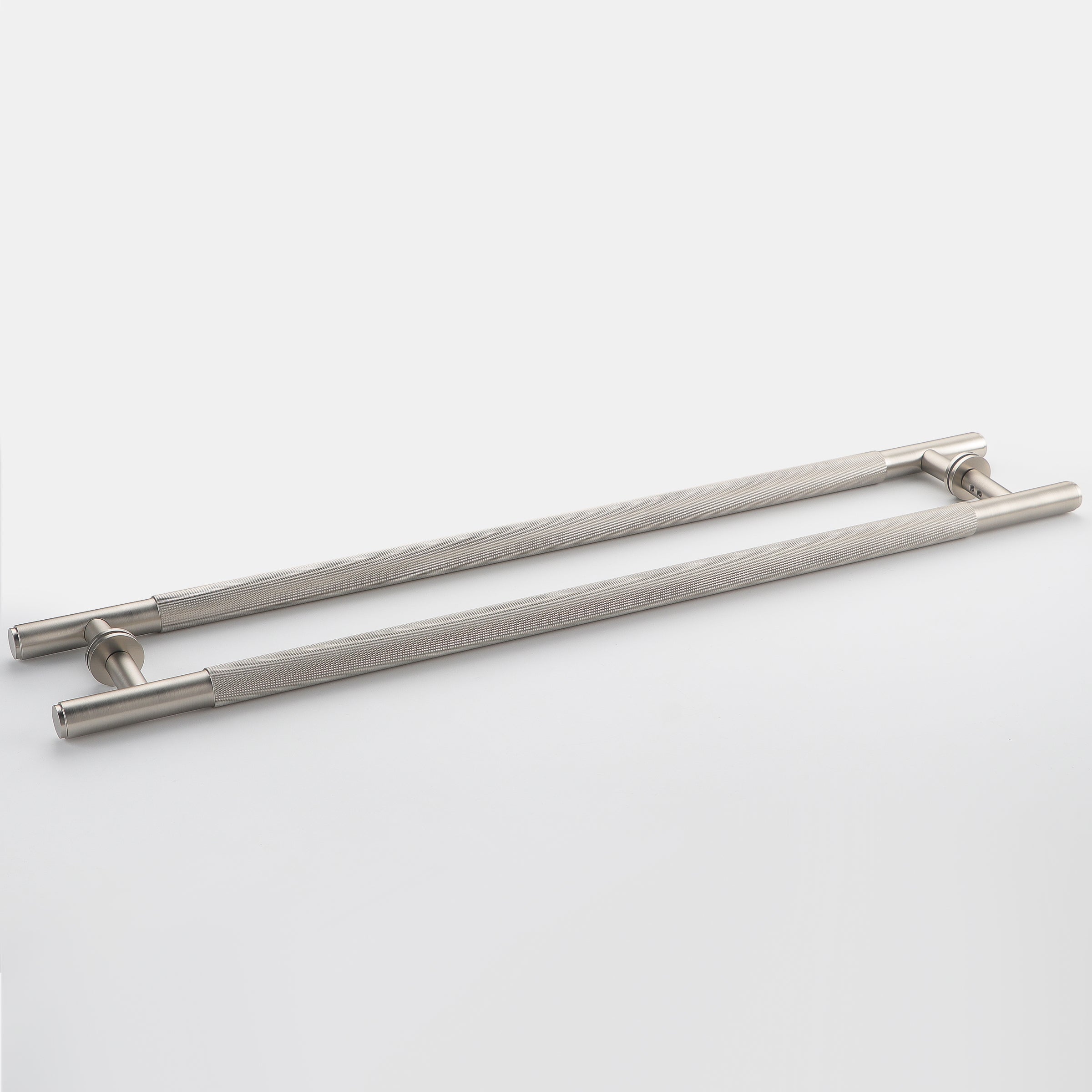 Knurled solid brass entrance pull handle in Brushed Nickel, 600mm