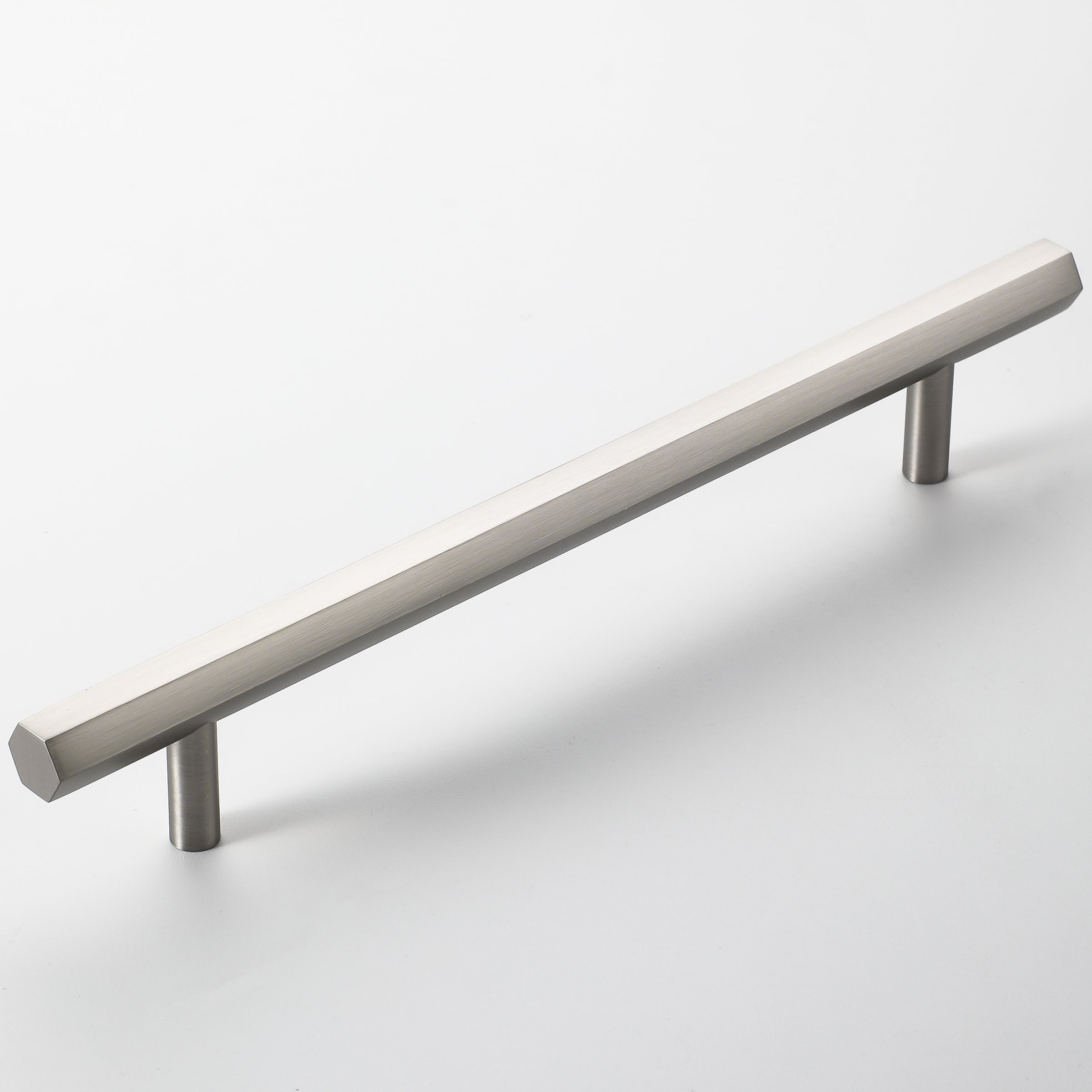 Geo Brass Handle