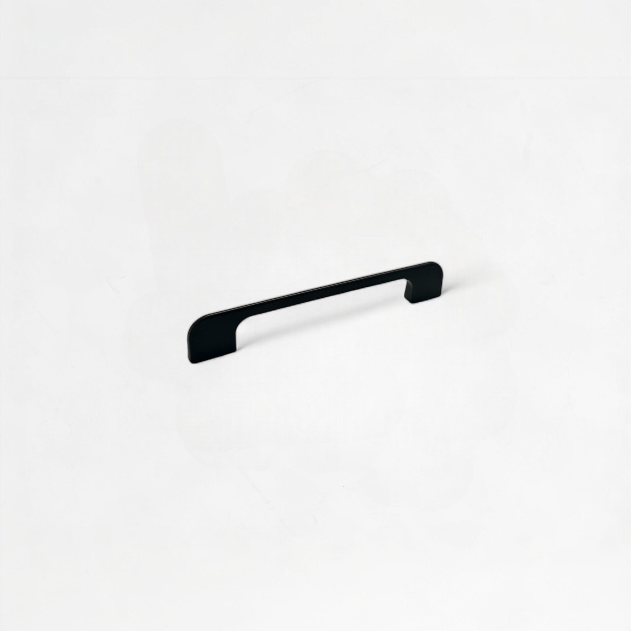 Sleek Noir Black Handle