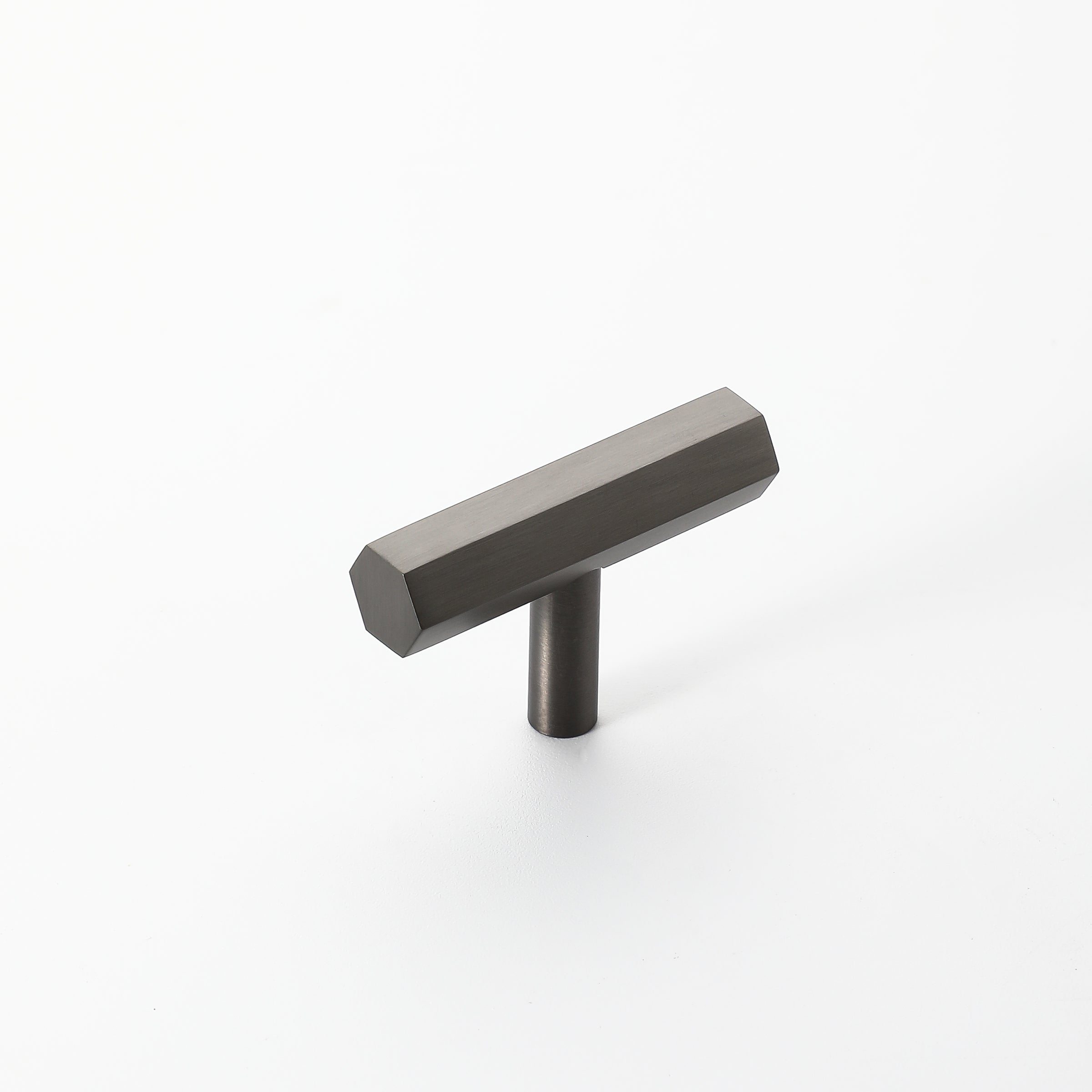 Geo Brass Handle