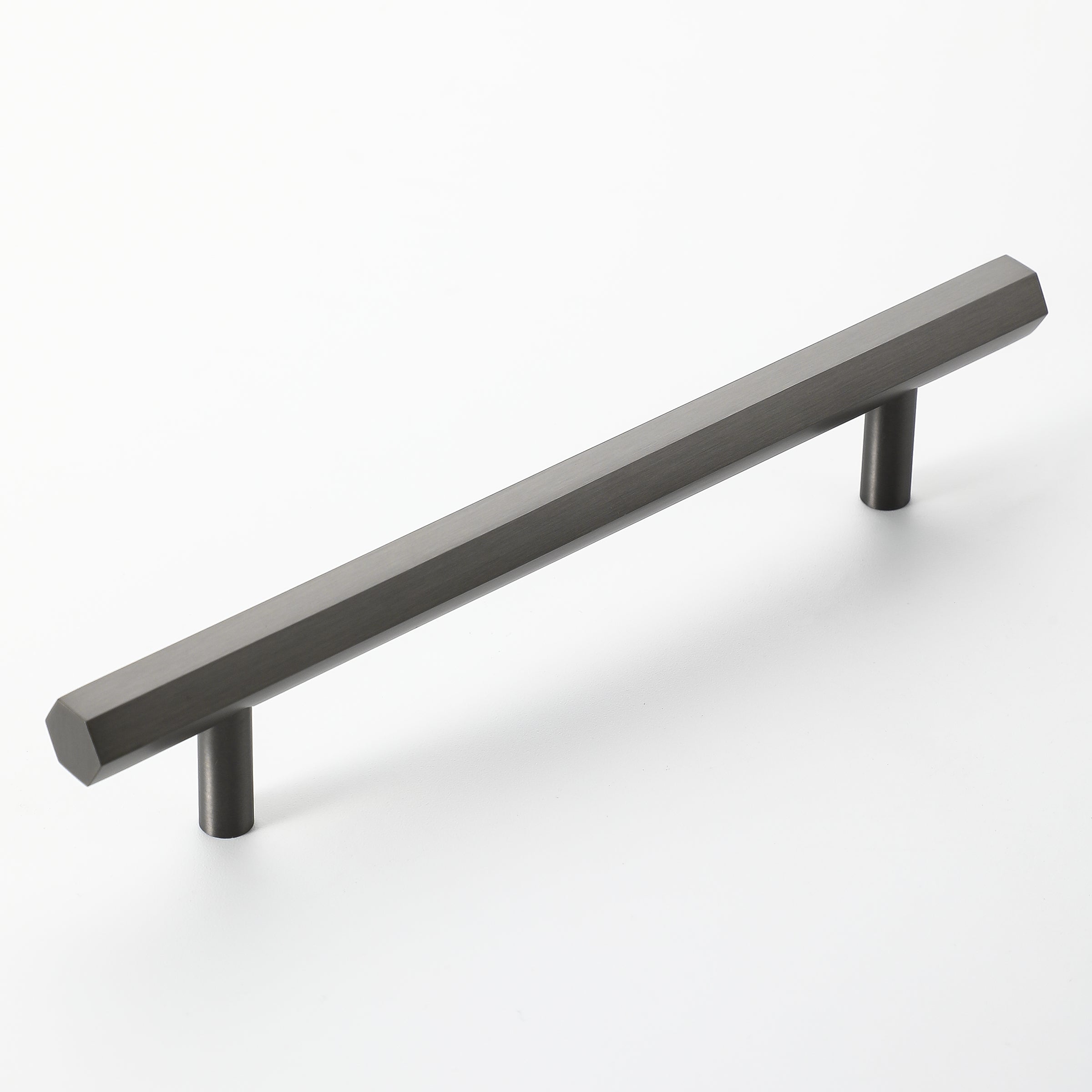 Geo Brass Handle