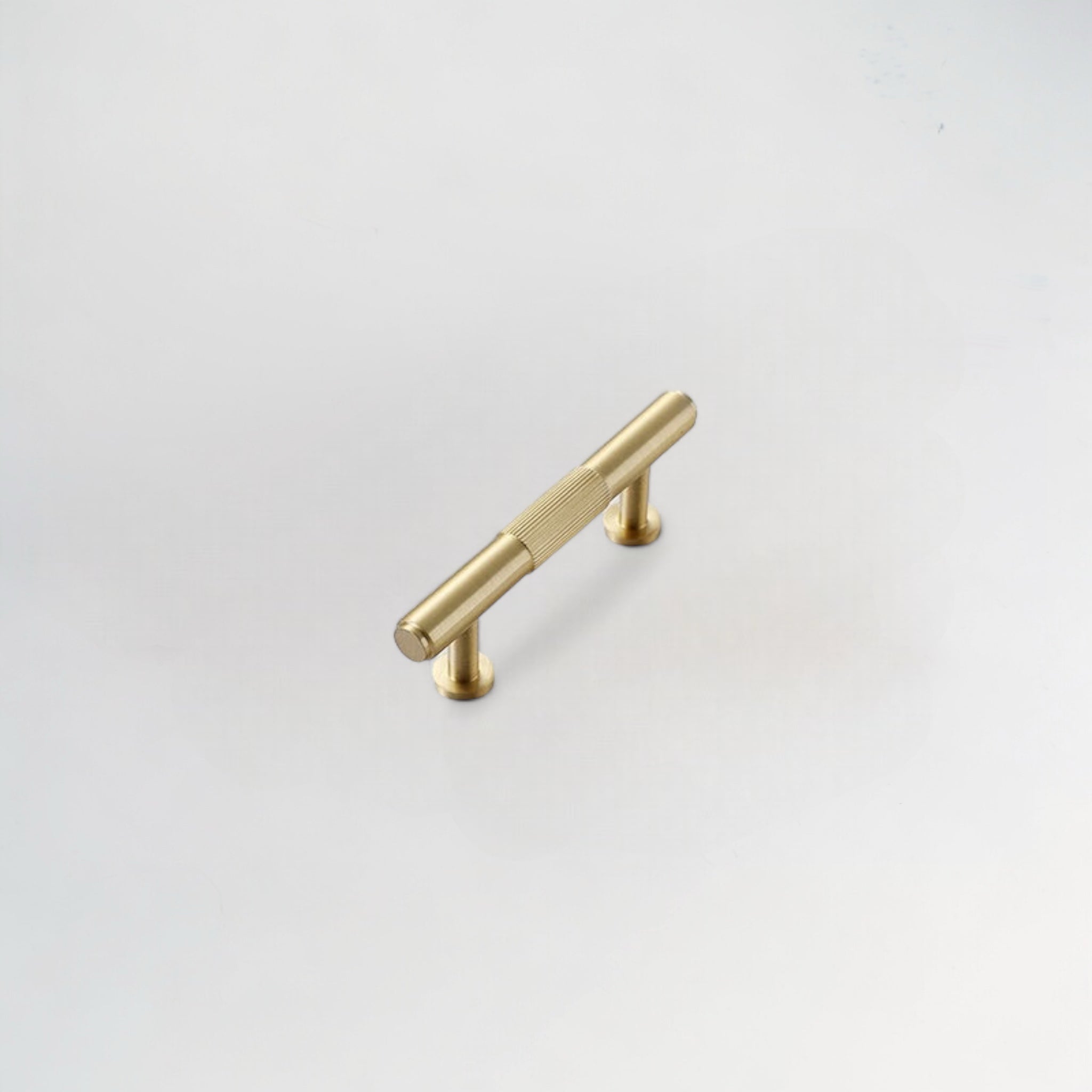 Stria Brass Handle