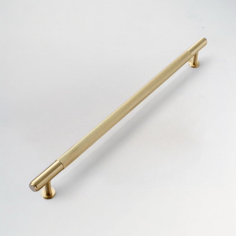 Stria Brass Handle