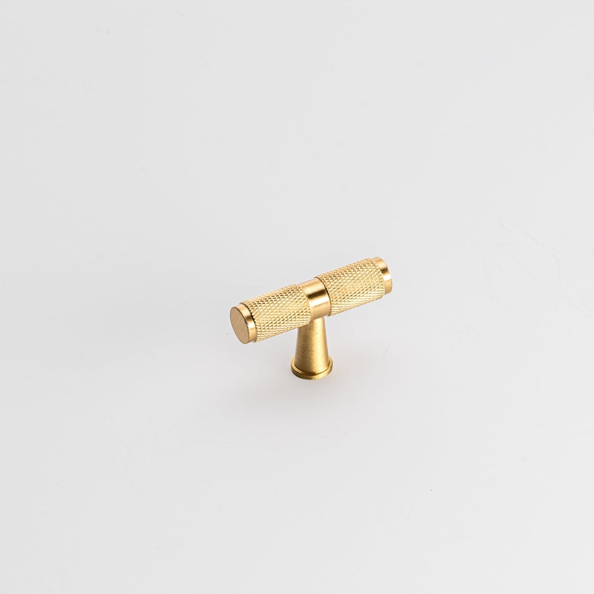 Knurled Brass Handle