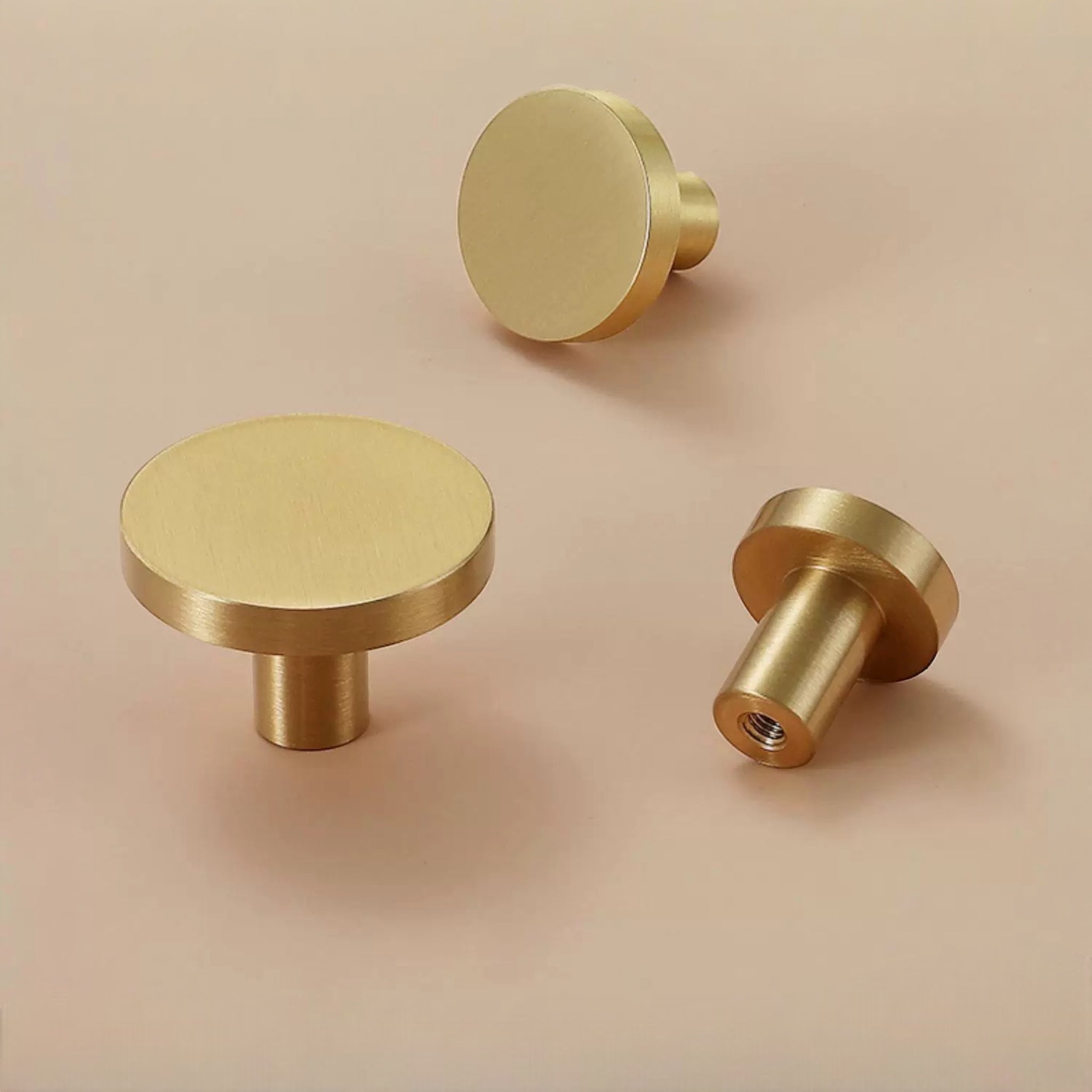 Aura Solid Brass Knob