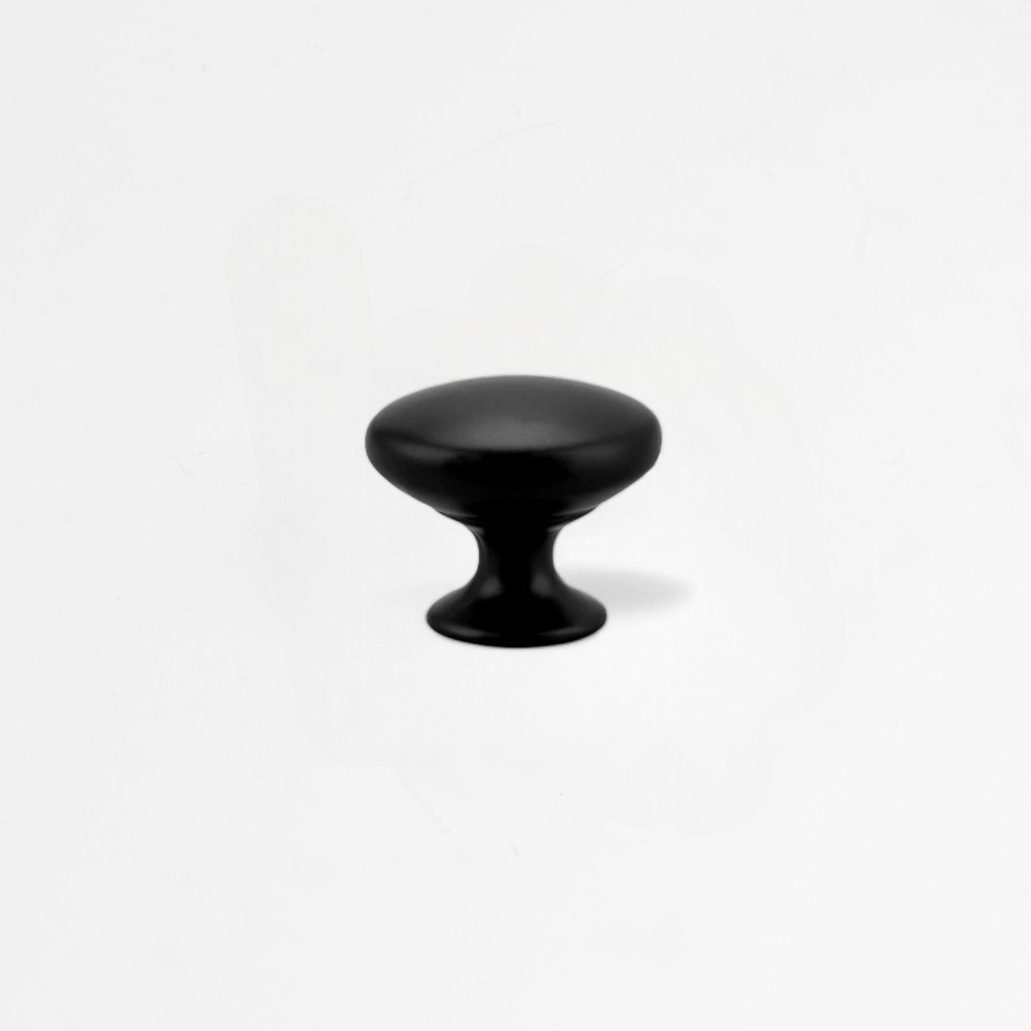 Duke Matt Black Knob