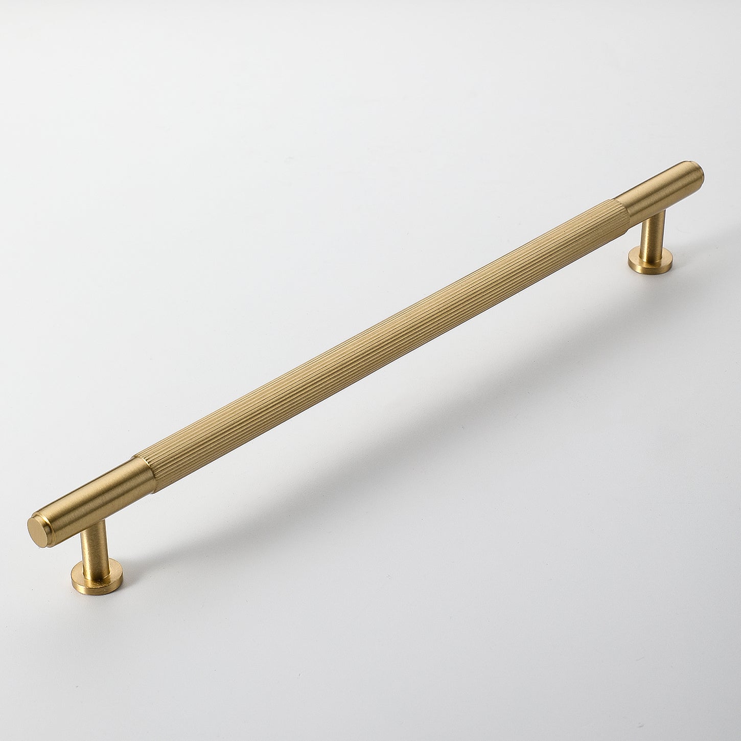 Stria Brass Handle