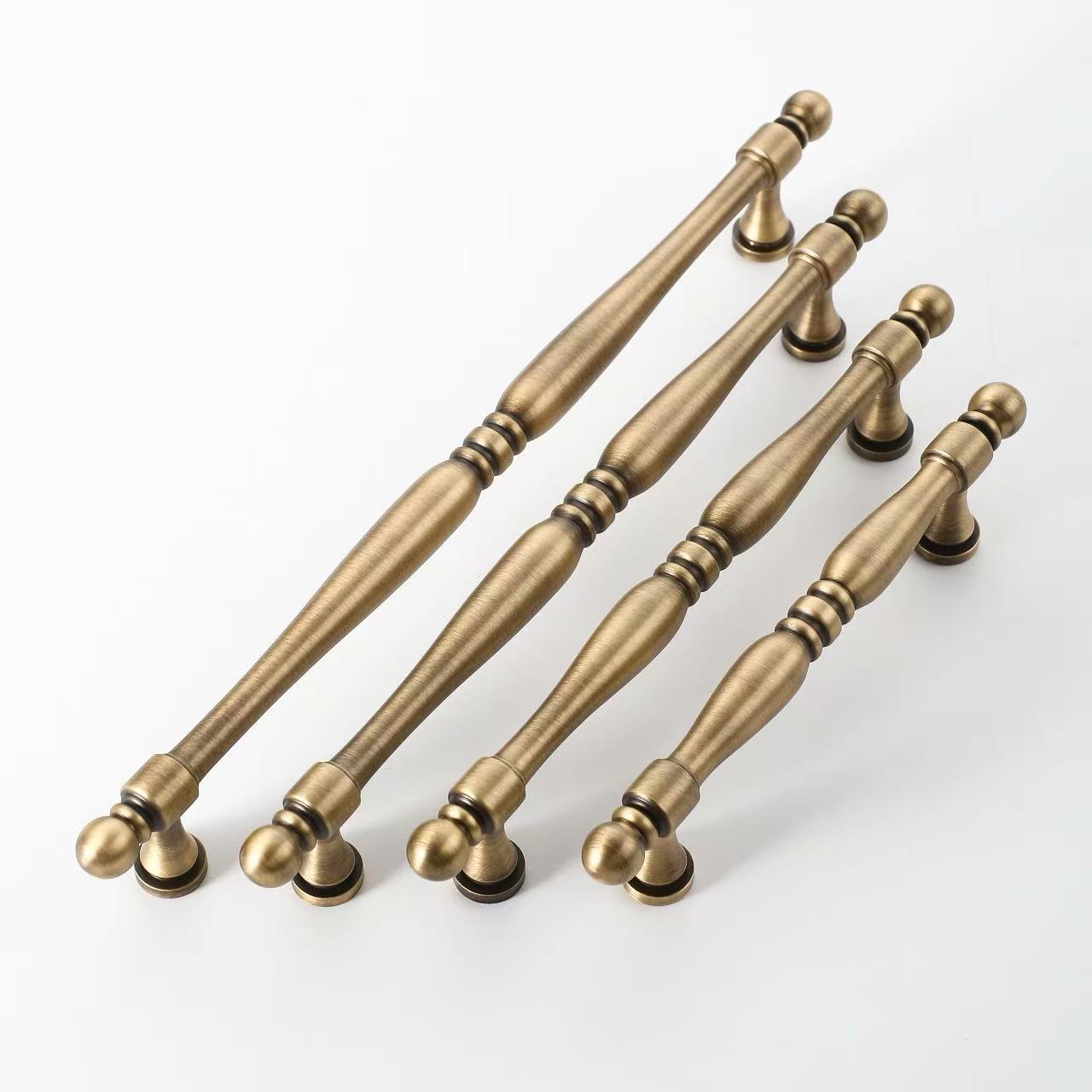 Heritage Brass Handle