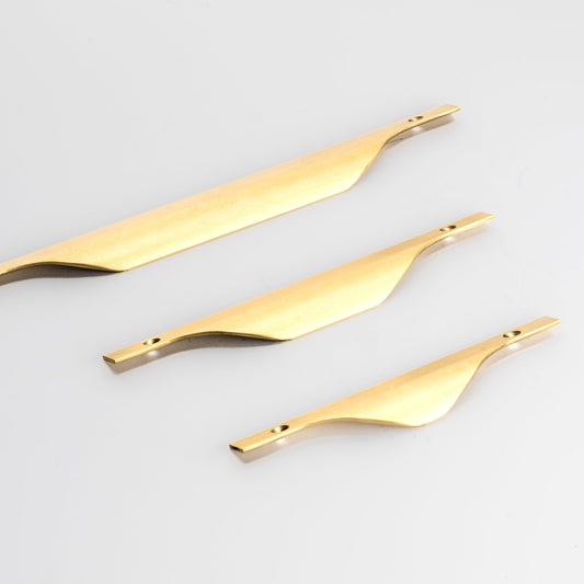Lip pull Solid Brass Collection